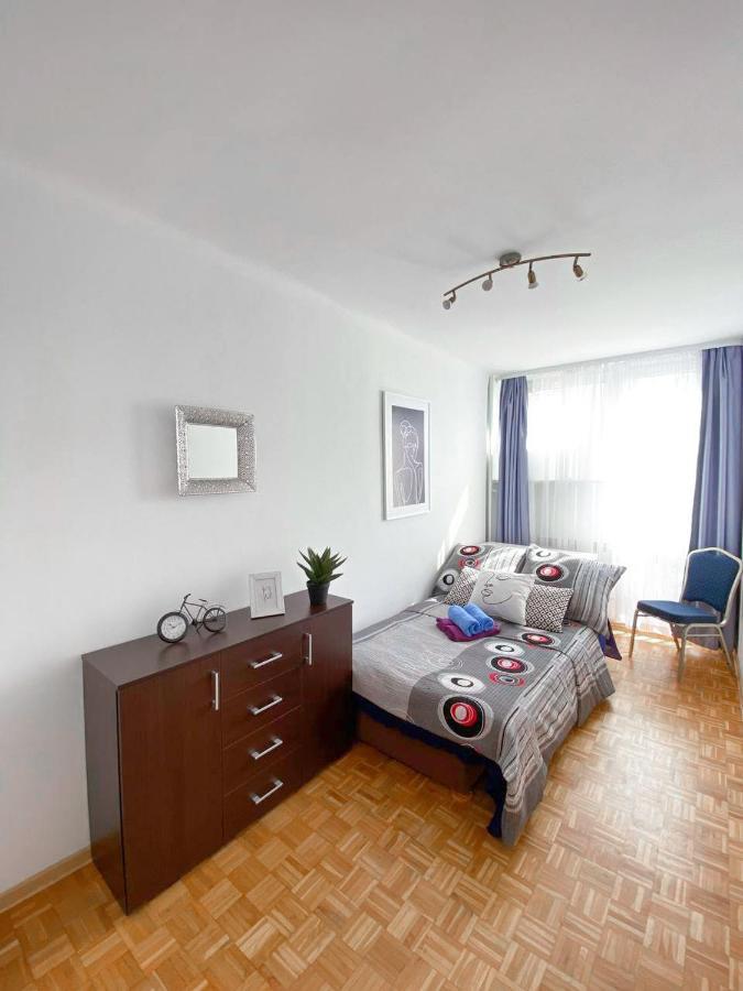 Room №3 Grzybowska 5 The Very Center Of Варшава Екстериор снимка